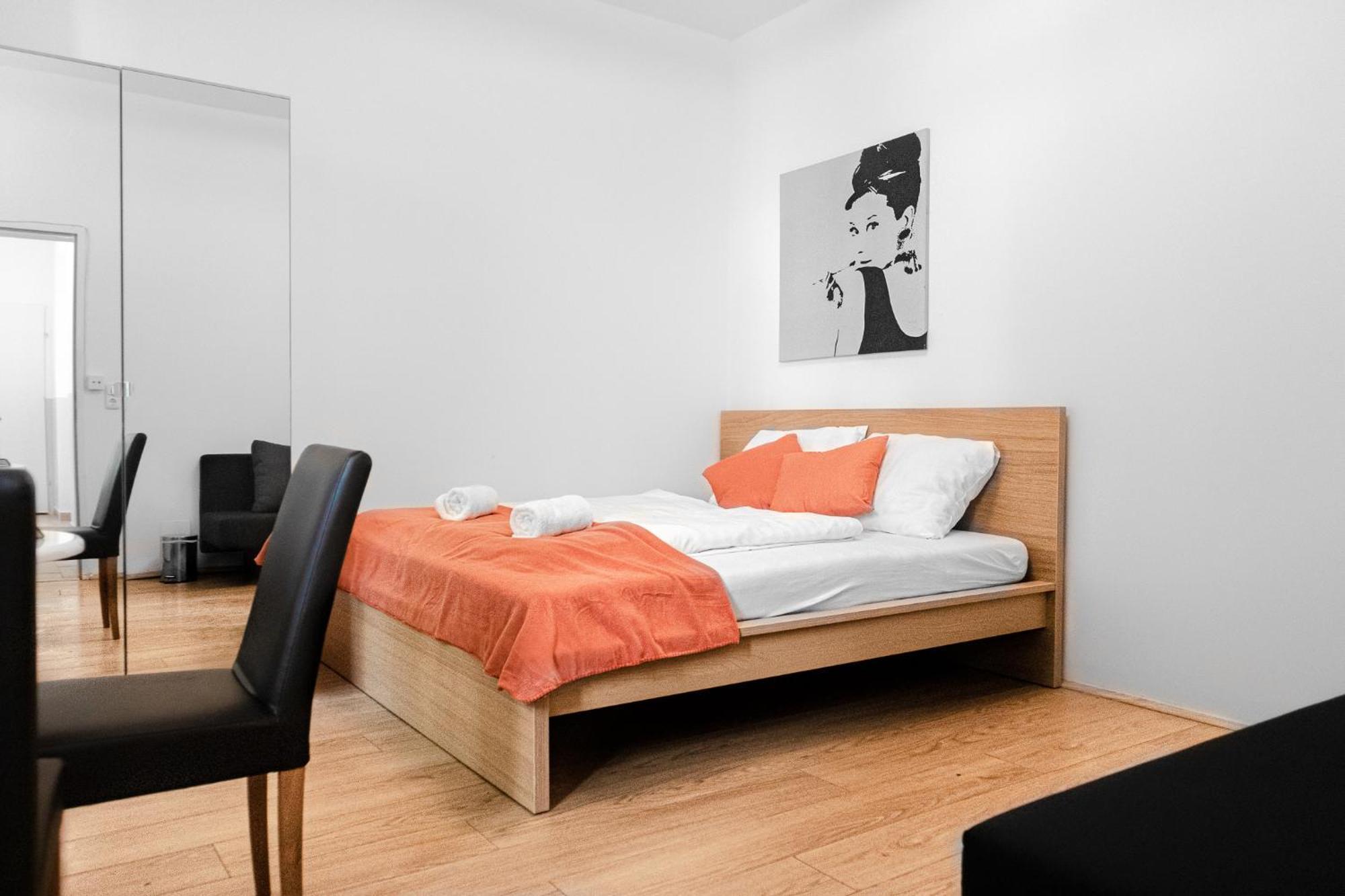 Relaxing 2-Bed Apartment For Extended Visits Vienna Exterior photo